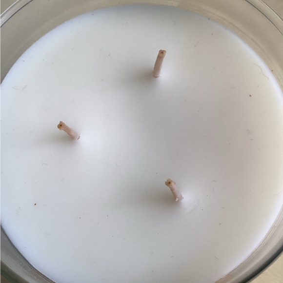 Bath & Body Works London Tea & Lemon Candle New - Picture 9 of 12